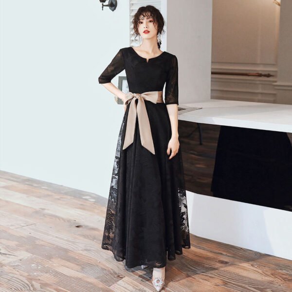 Korean-Style Banquet Evening Dress – Timeless Elegance in Black and White